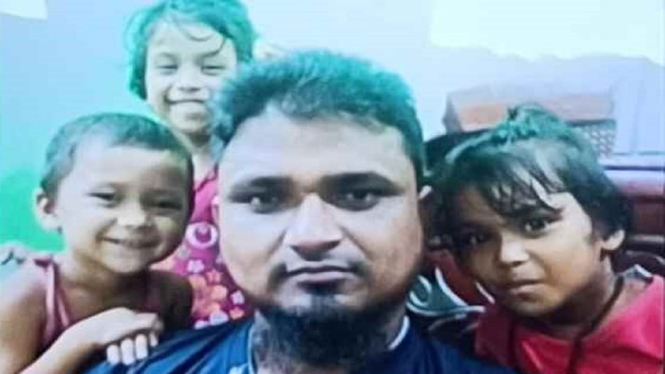 Fire broke out in Maghi Mathia of Kushinagar handicap mother burnt alive along with four daughters