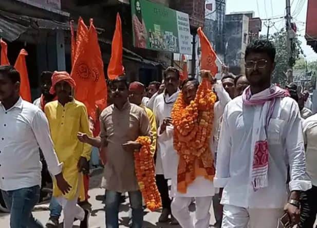 Mirzapur: Case filed against six including BJP's rebel candidate Manoj Srivastava, what is the matter after al
