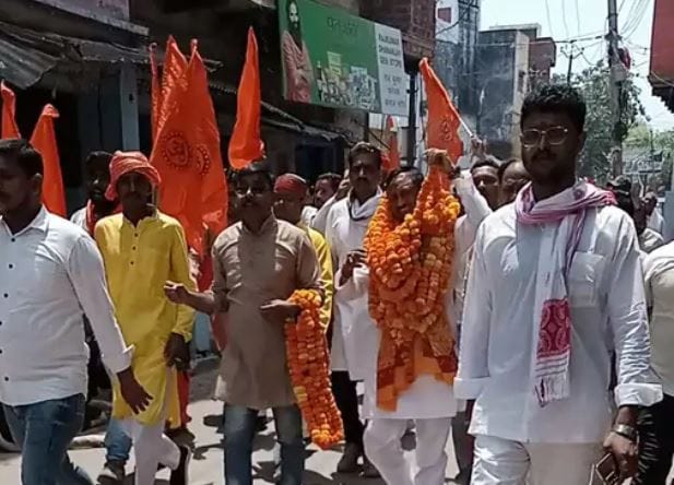 Mirzapur: Case filed against six including BJP's rebel candidate Manoj Srivastava, what is the matter after al