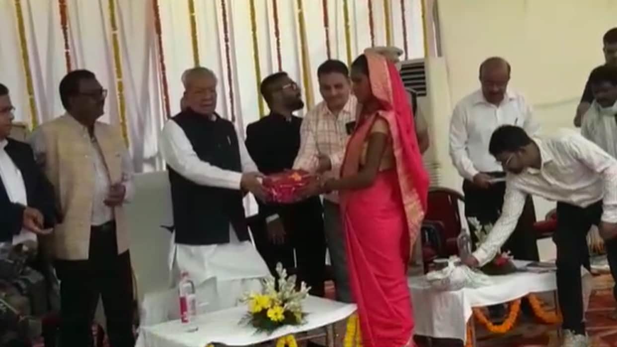 Chhattisgarh Governor Vishwa Bhushan Harichandan visited Mahasamund