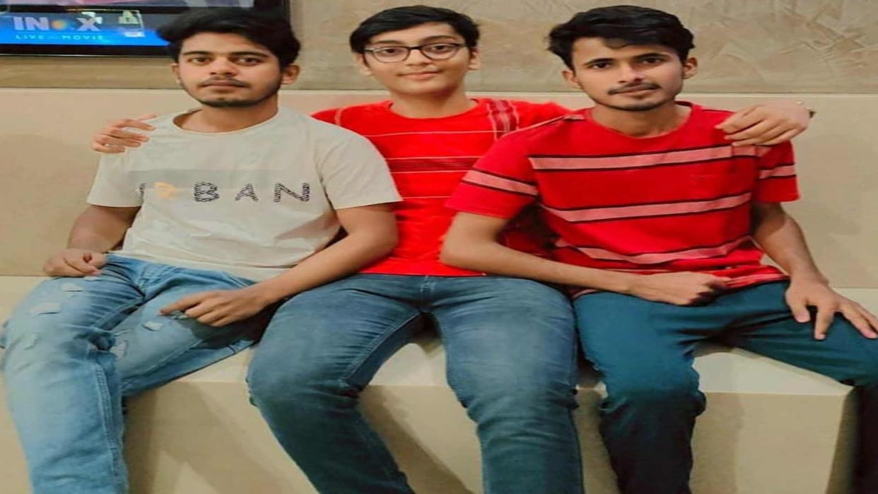 One student stranded in Manipur reaches Gorakhpur, 35 students stranded