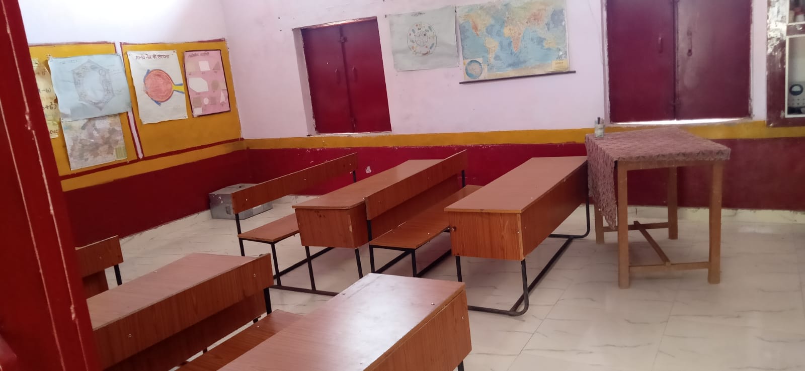 Classrooms are deserted in Hamirpur, children have stopped going to school, know what is the whole matter