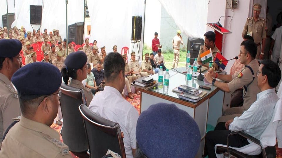 Polling parties leave for polling stations in Bareilly Pilibhit Budaun and Shahjahanpur