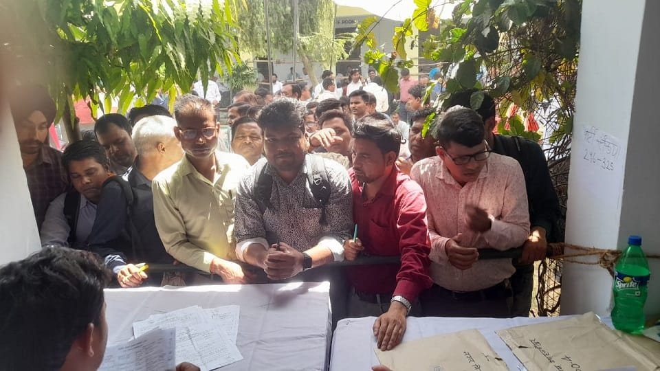 Polling parties leave for polling stations in Bareilly Pilibhit Budaun and Shahjahanpur