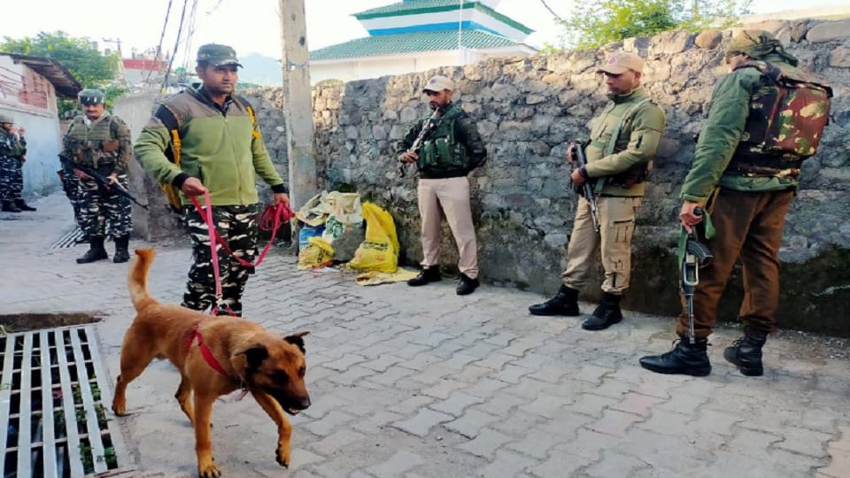 Holiday in military schools from Jammu to Pathankot, security tightened due to situation in Pakistan