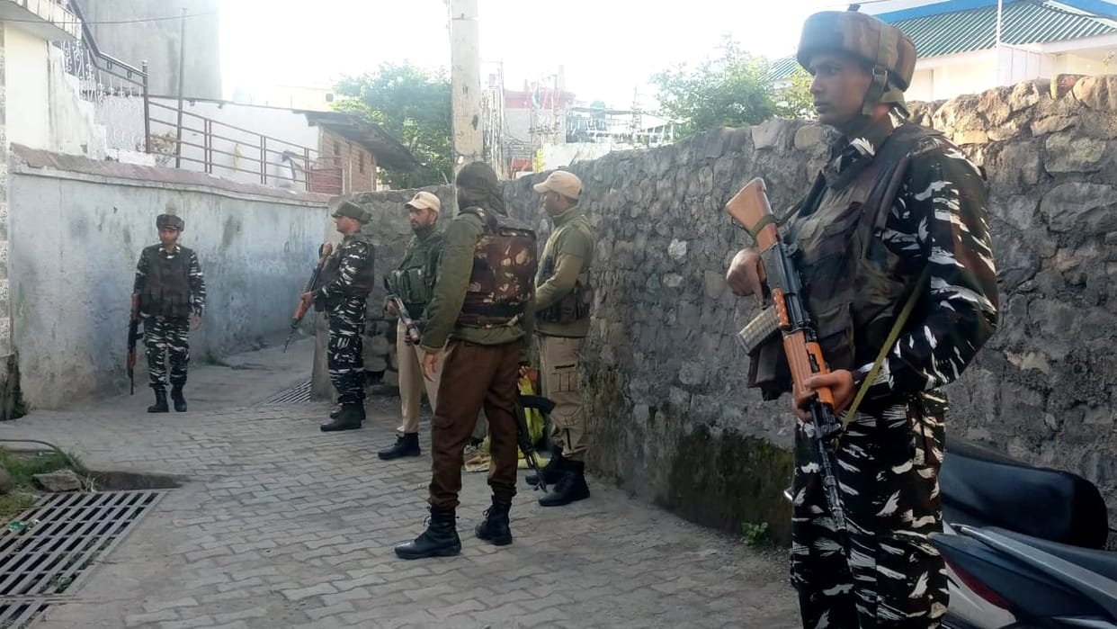 poonch news: Suspects seen late night in Poonch security forces searched