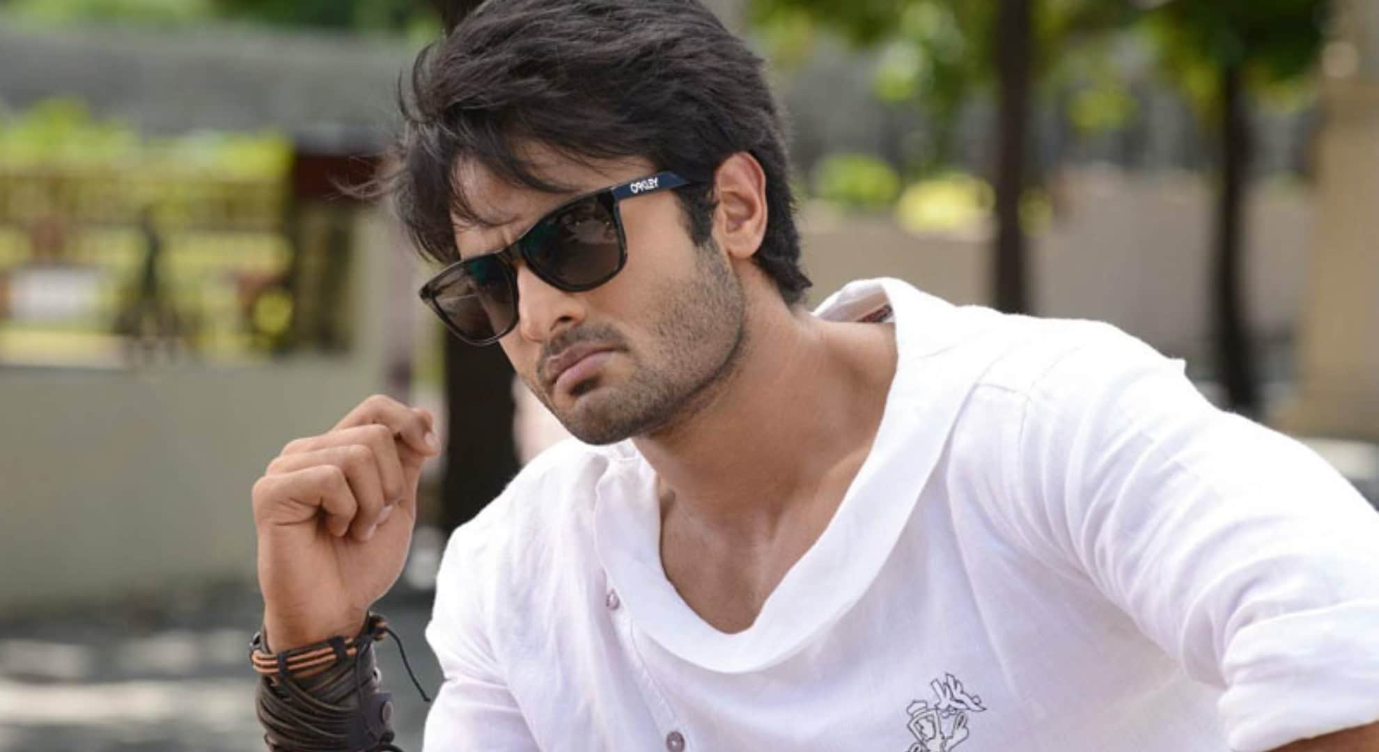 Sudheer Babu birthday know unknown facts about south actor who played villain role in tiger shroff film Baaghi