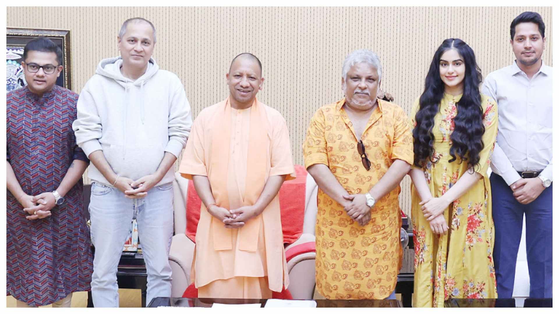 UP CM Yogi Adityanath meets The Kerala Story film Team and controversy on srk Pathaan in Bangladesh news