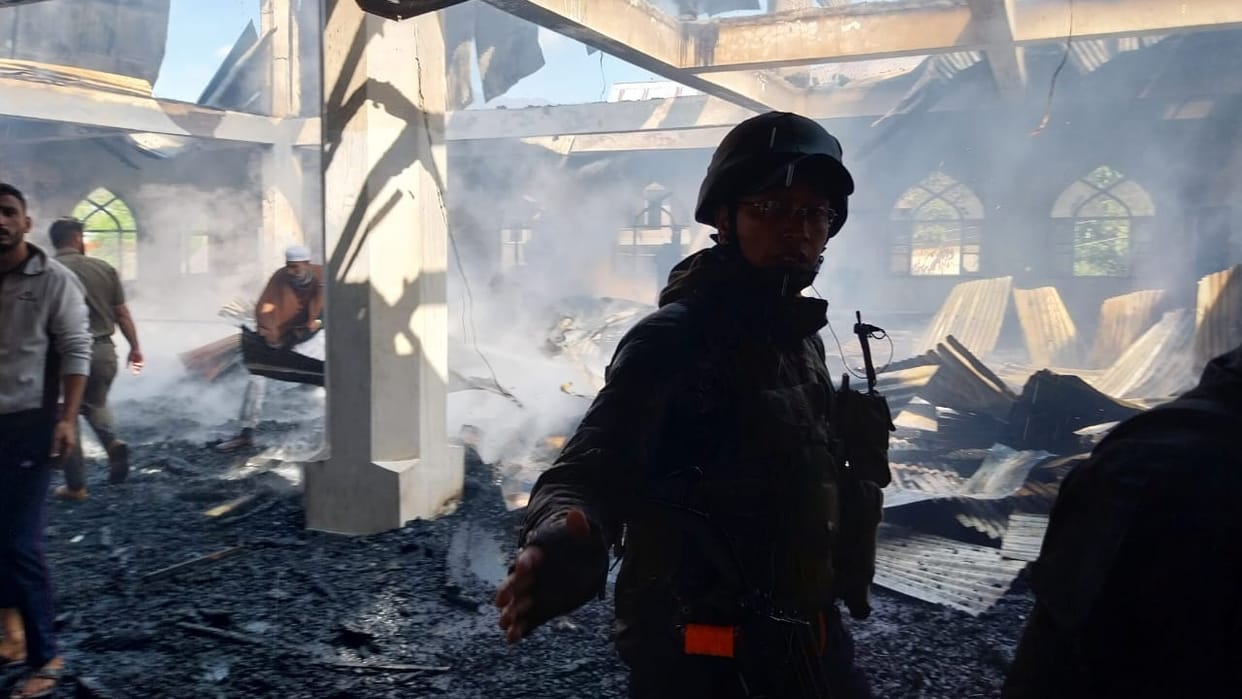 Pulwama Fire Incident: fire broke out in Jamia Masjid Noor ul Islam in Traal pulwama
