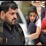 बृज भूषण सिंह और दूसरी तरफ पहलवान।