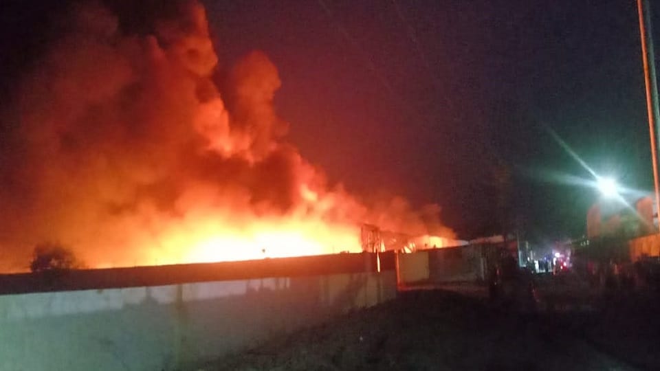 Bareilly: Four laborers burnt alive in foam factory fire