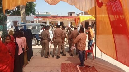 UP Nikay Chunav 2023 BJP and samajwadi party workers clashed in Maharajganj Azamgarh,