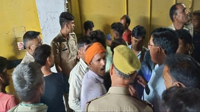 ashoka foam factory fire victim family members crying in front of officers in Bareilly