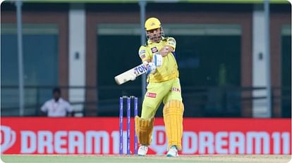 MS Dhoni: चेन्नई की टीम में अपनी भूमिका पर बोले धोनी- अब मुझसे दौड़ा नहीं जाता, सिर्फ छक्के लगाने आता हूं Don't make me run a lot: MS Dhoni has told his CSK teammates in IPL 2023