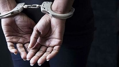 Section of Harassment of a minor increased in prostitution case, six accused arrested