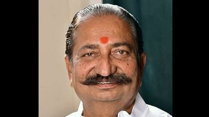 Bhopal News: भाजपा से पूर्व विधायक रमेश शर्मा (गुट्टू भैया) का हार्ट अटैक से निधन Bhopal News: Former BJP MLA Ramesh Sharma (Guttu Bhaiya) died of heart attack