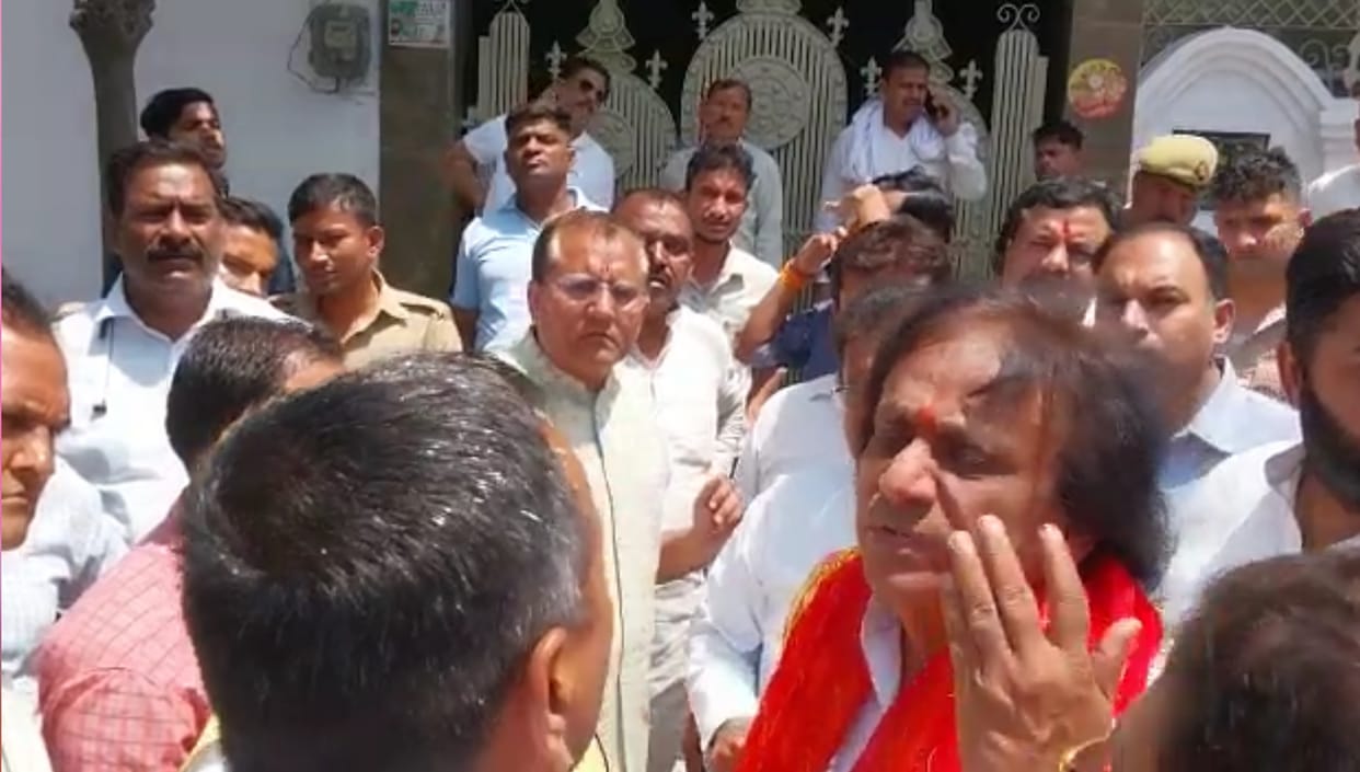 Meerut Nikay Chunav: BJP and RLD candidates accused of threatening voters