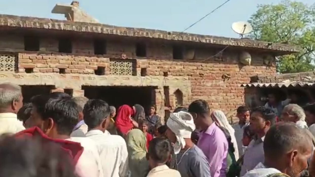 A farmer murdered in visheshwarganj thana kshetra in Bahraich.