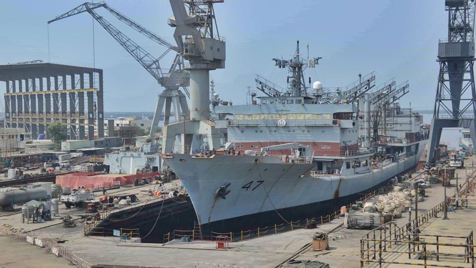 Police said Attack on Chinese nationals averted at Pakistan Karachi shipyard, suspect killed