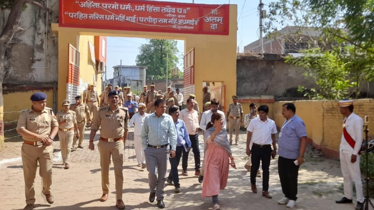 UP Nikay Chunav 2023 Live Ayodhya Municipal Election Phase 2 Voting in Sultanpur Ambedkar Nagar Barabanki upda