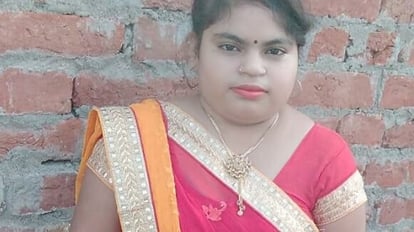 Jaunpur Accident: बीकॉम की परीक्षा देने जा रहे भाई-बहन को ट्रक ने मारी टक्कर, बहन की मौत, परिजनों में कोहराम Jaunpur Accident: Brother and sister going to take B.Com exam collided with a truck, sister's death, chaos in