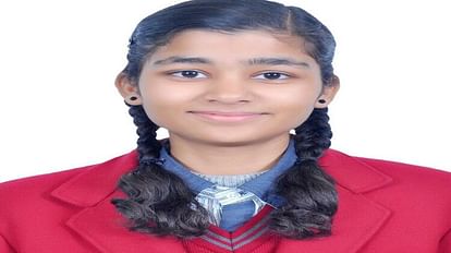 CBSE Result 2023  Shreya Kasera district top in Azamgarh girl students shine in 12th board