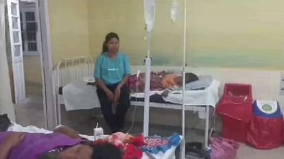 Assam: असम में मृत्यु भोज में विषाक्त भोजन से 40 लोग बीमार, कार्यक्रम में महिलाएं और बच्चे हुए थे शामिल many people fall ill after food poisoning at death feast in Assam