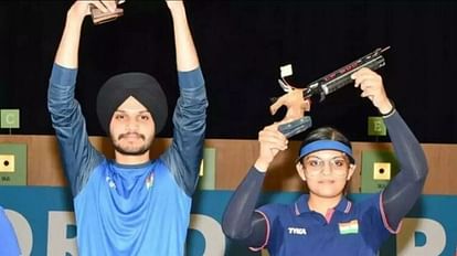 ISSF World Cup: निशानेबाज दिव्या और सरबजोत ने किया कमाल, विश्वकप मिश्रित टीम स्पर्धा में जीता स्वर्ण पदक ISSF World Cup Shooters Divya TS And Sarabjot Singh won gold medal in World Cup mixed team event