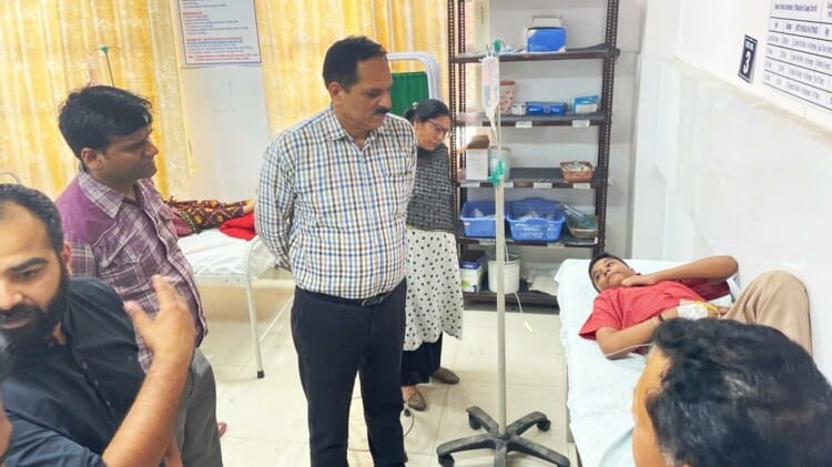 जहरीली गैस का रिसाव आखिर कहां से हुआ, कंपनियां कर रहीं इनकार