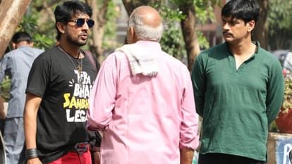 Ab Dilli Dur Nahin Review Imran Zahid debut film teaches lessons of struggle and showing the way to UPSC exam