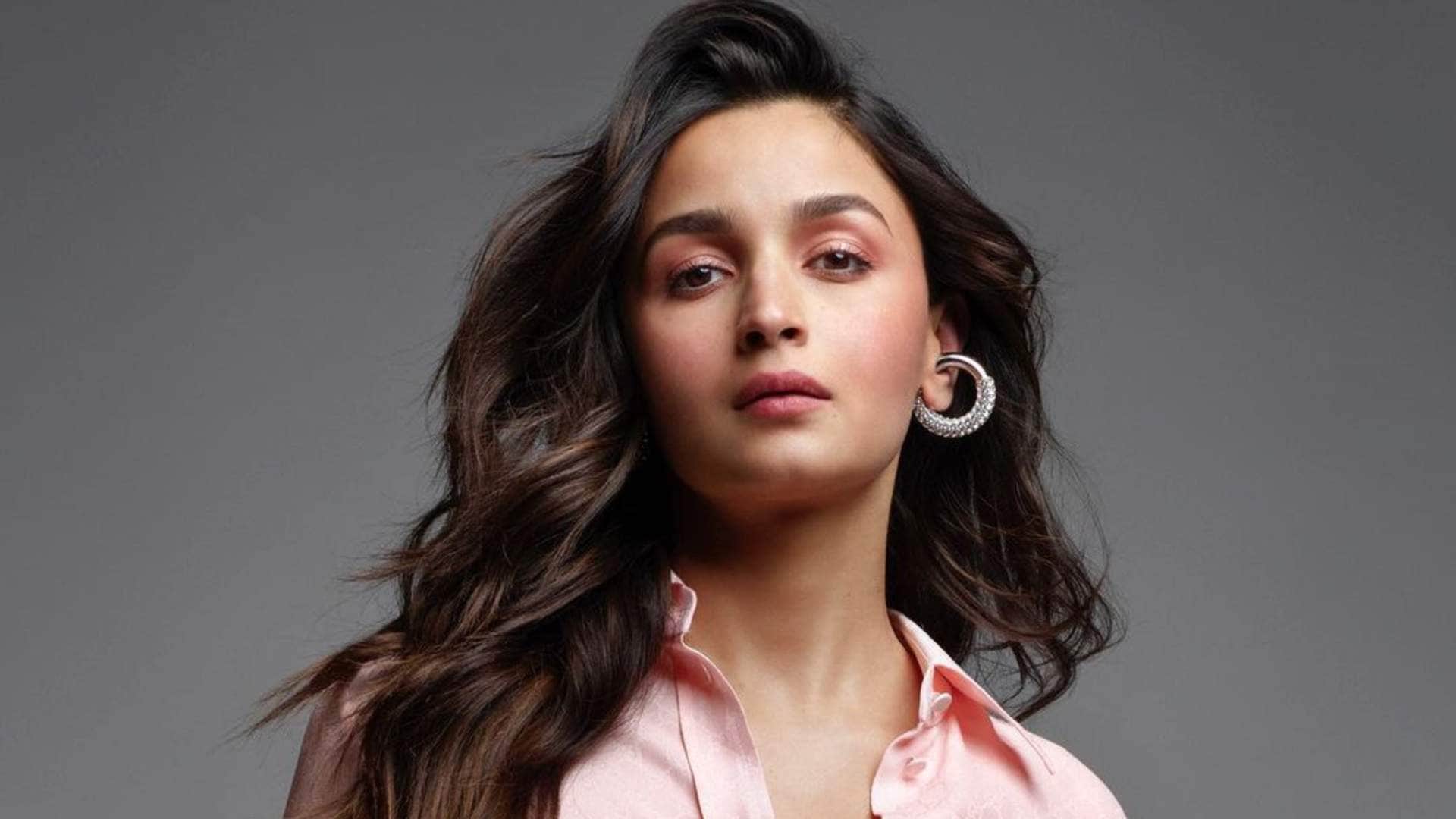 Alia Bhatt become first Indian global brand ambassador for Gucci karan neetu kapoor anushka sharma react