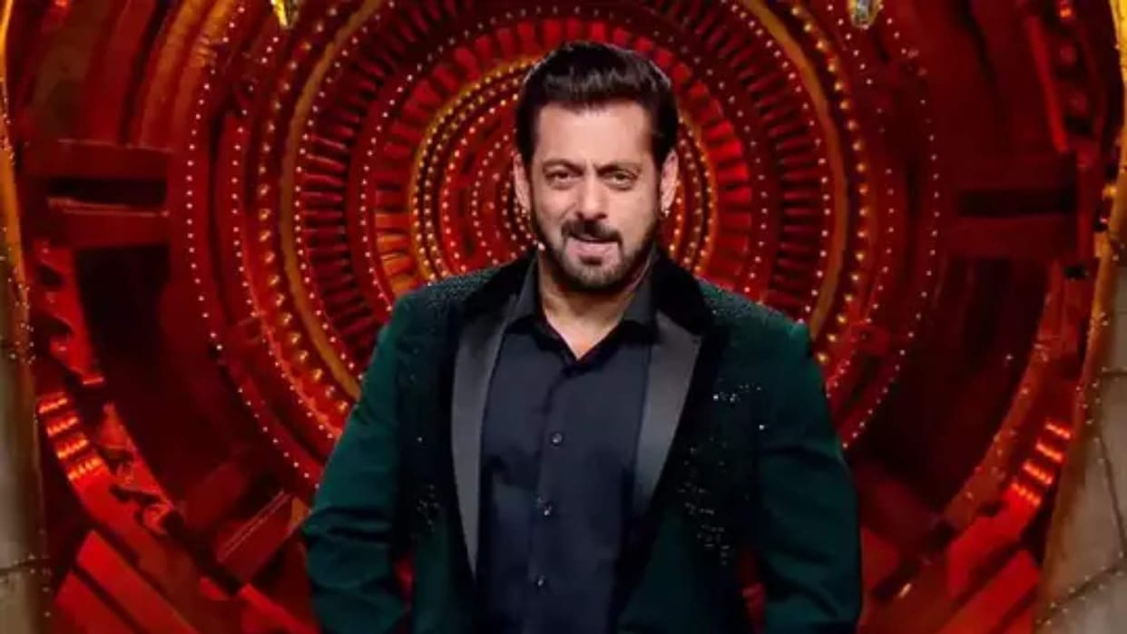 Bigg Boss ott 2 avinash sachdeva to palak purswani these 4 contestant of show got eliminated for first week