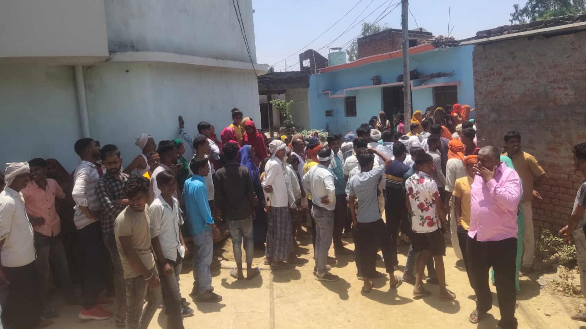 minor child killed by neighbor for ransom in gorakhpur