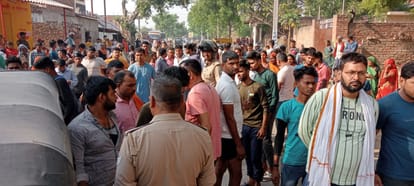 Varanasi: Moped rider dies after being hit by roadways bus, one injured, anger among people after the incident
