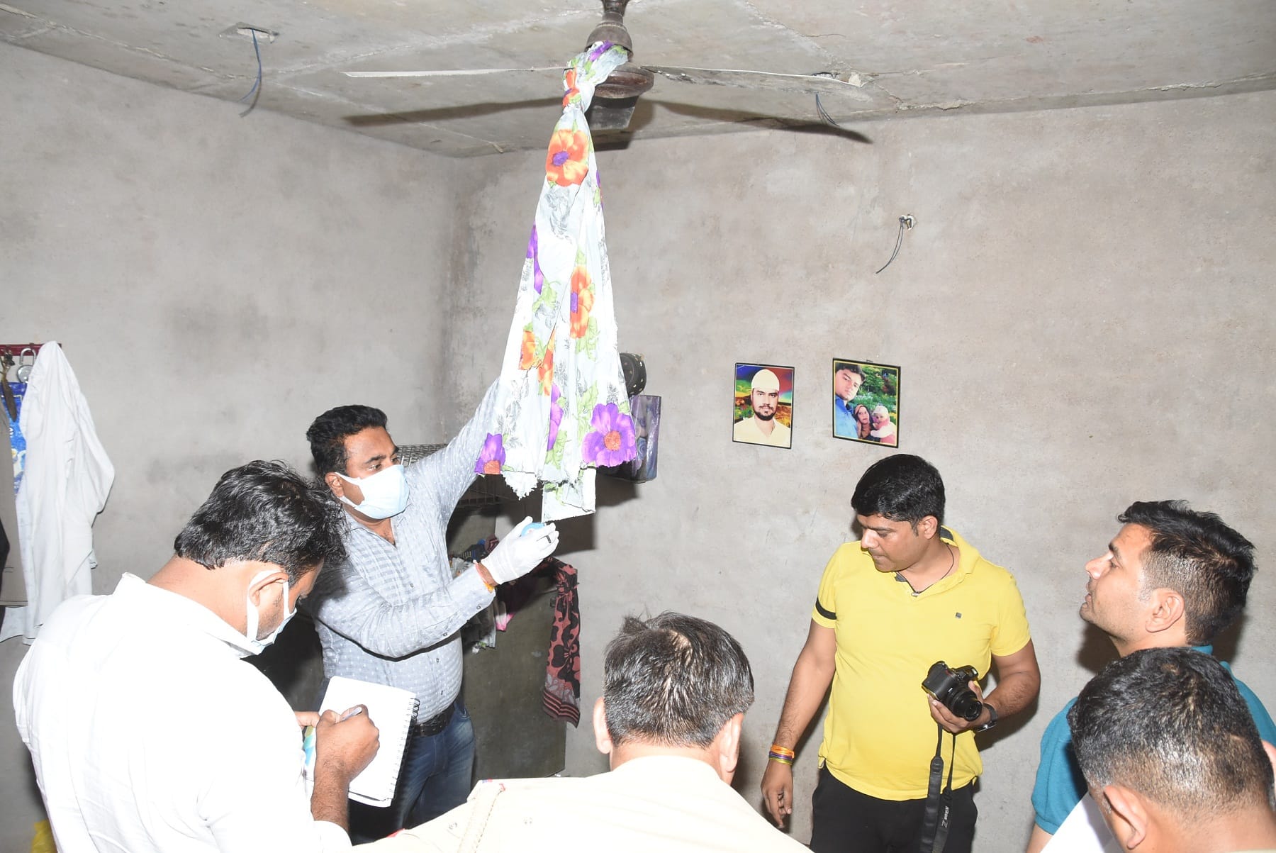 Husband cut wifes nose with blade on suspicion of character in Kanpur, killed daughter by strangulation