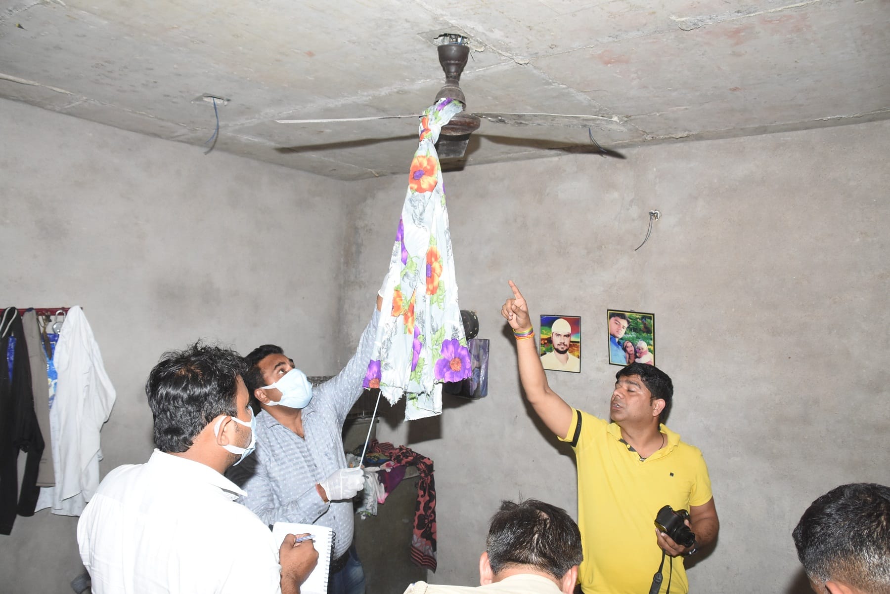 Husband cut wifes nose with blade on suspicion of character in Kanpur, killed daughter by strangulation