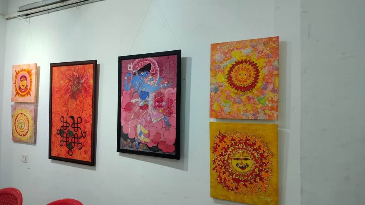 After the artist rishikesh sharma death friends organized an exhibition ritufalak