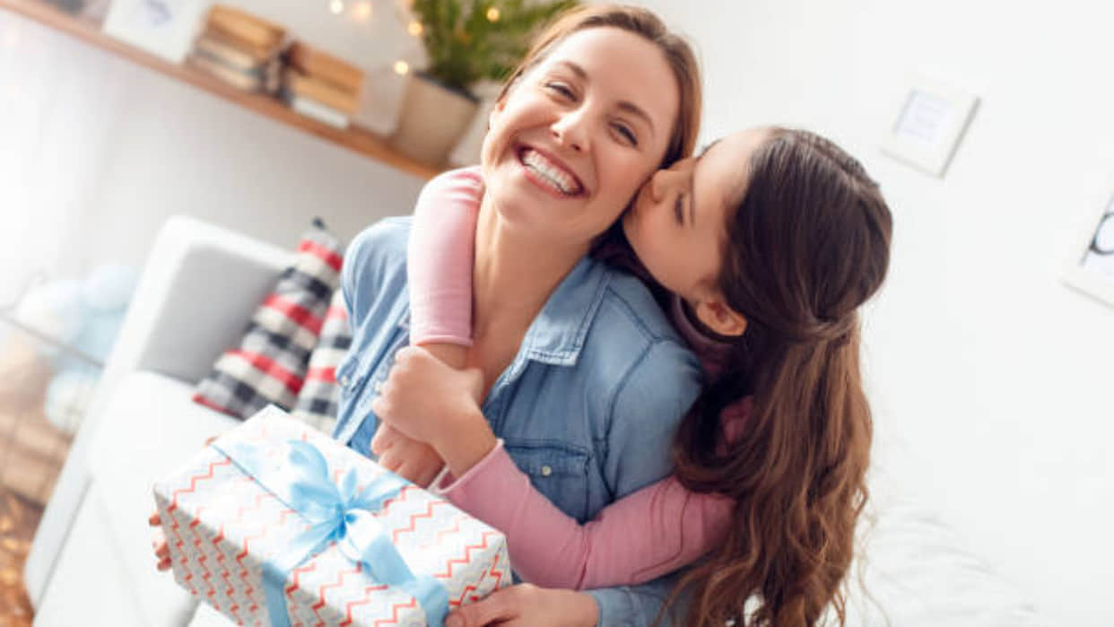 This Mother Day you can gift these gadgets to your mother to make her day special