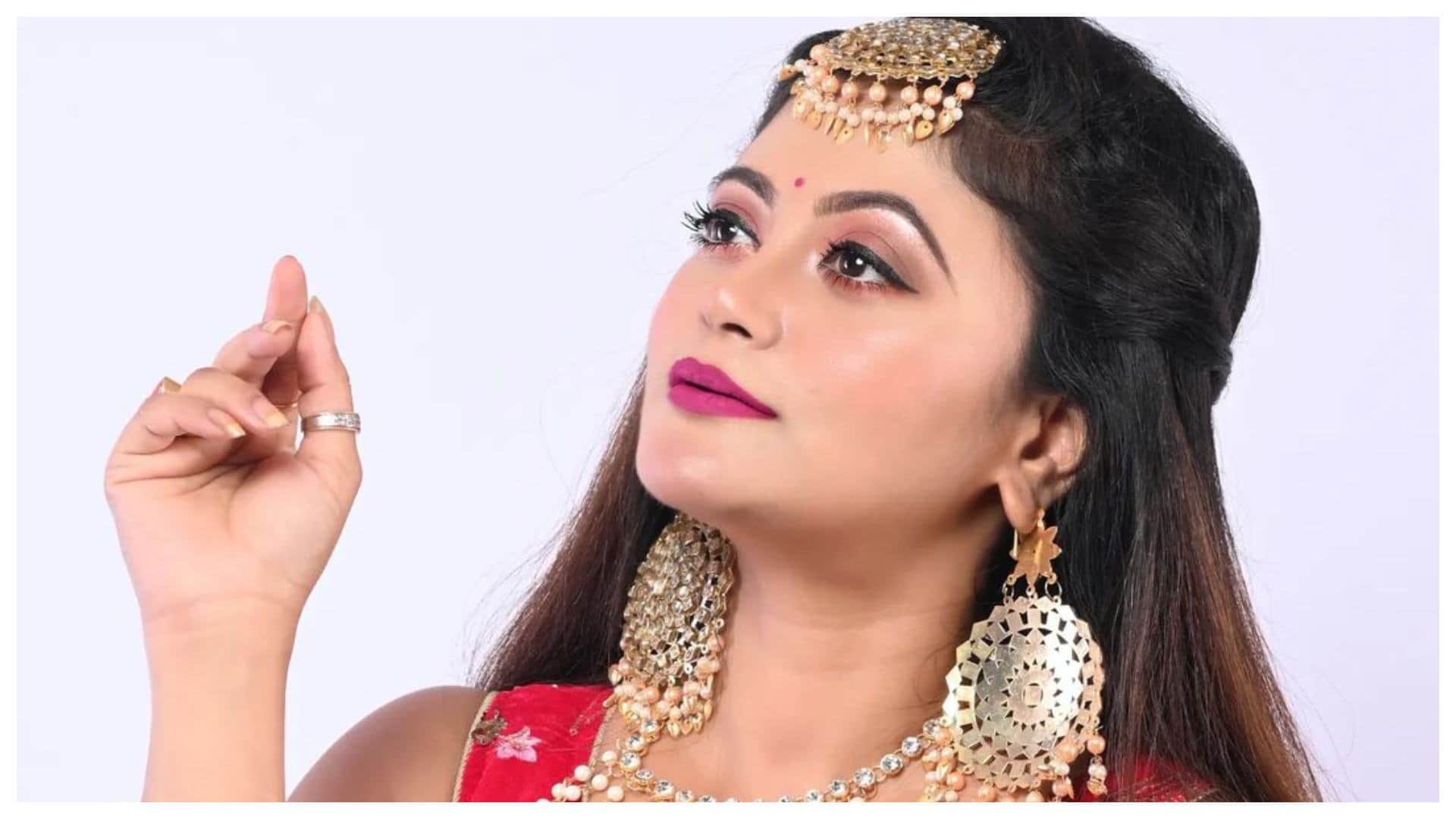 Bengali actress Sucharita Biswas has filed a complaint accusing her ex husband of assaulting the house