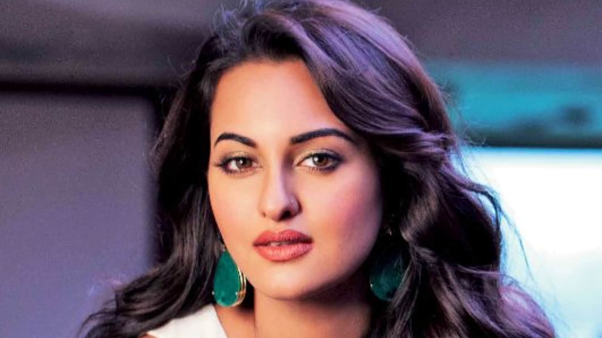 Sonakshi Sinha on reuniting with Akshay Kumar in Bade Miyan Chote Miyan says it is always very exciting
