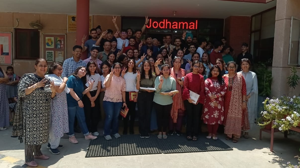 CBSE Result 2023 10th 12th Board: CBSE Declared Exam Result jammu kashmir school Topper list