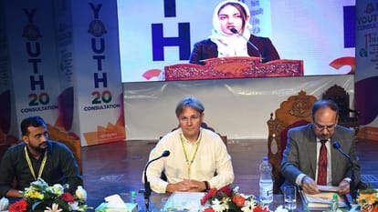 Youth will lead the world with practical solutions on climate change: Sinha at Y20 meeting in Kashmir
