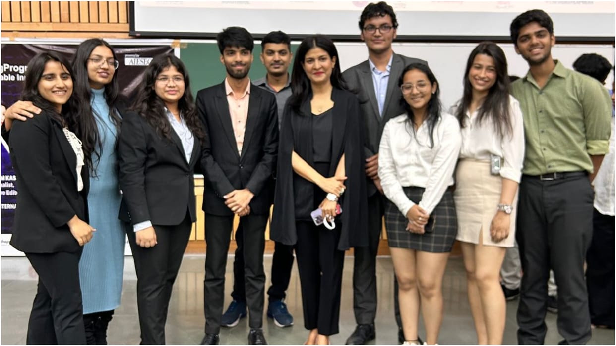 AIESEC organized Youth Speak Forum in IIT Delhi all you need to know in Hindi