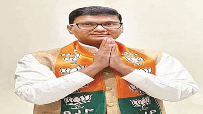 Aligarh News: कड़ी सुरक्षा के बीच महापौर प्रशांत और 90 पार्षद लेंगे शपथ, प्रभारी मंत्री भी लेंगे भाग Mayor Prashant and 90 councilors will take oath amid tight security