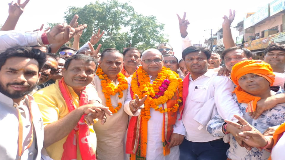 BJP leader Vinod Agarwal wins for post of mayor in Mathura