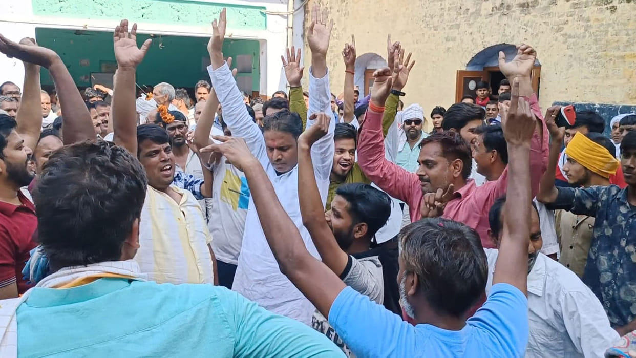 UP Nikay Chunav 2023 Etawah, BJP lost on six seats