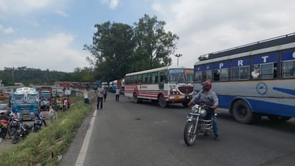 Student body found hanging from Kathua hostel, relatives allege murder, highway jammed