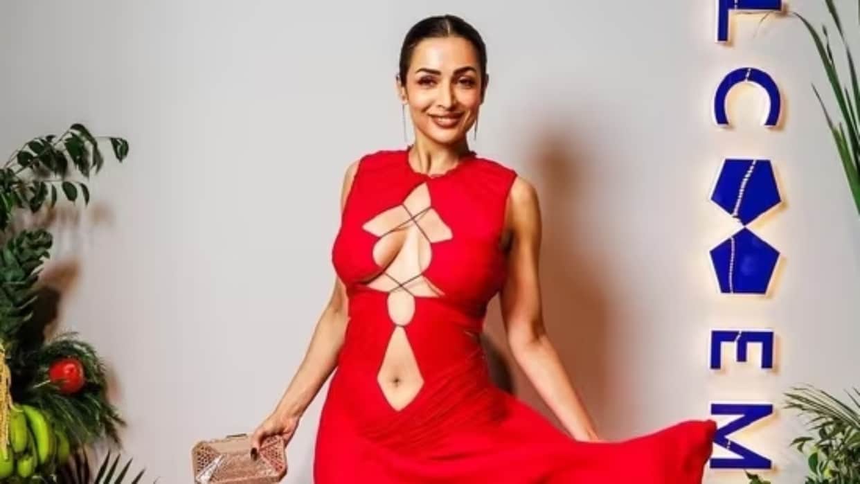 Malaika Arora Get Annoyed By Photographer As He Almost Bumped Into Her With Camera