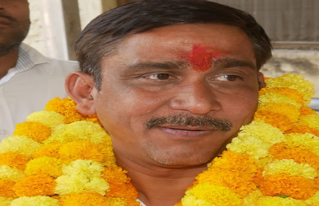 UP Nikay Chunav Result BJP candidate Shyam wins mirzapur nagar palika Congress wins in Chunar