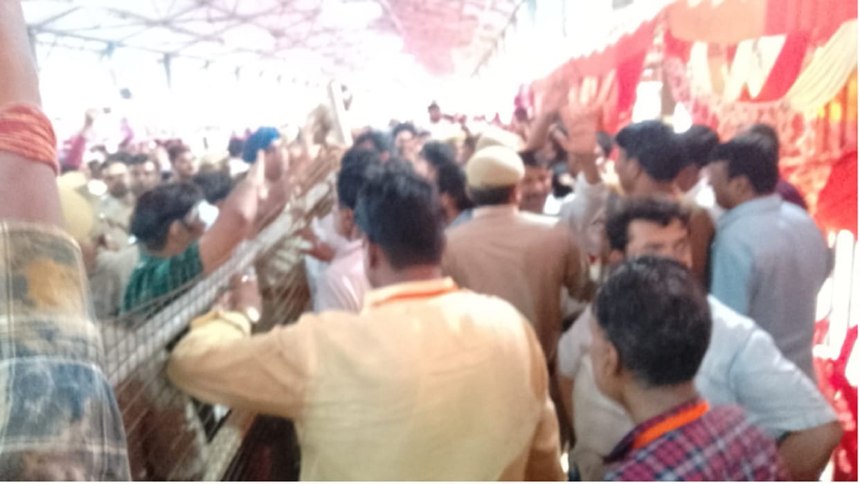 Nikay Chunav: Supporters of BJP and Independent candidate fight in Muzaffarnagar and detains three by police